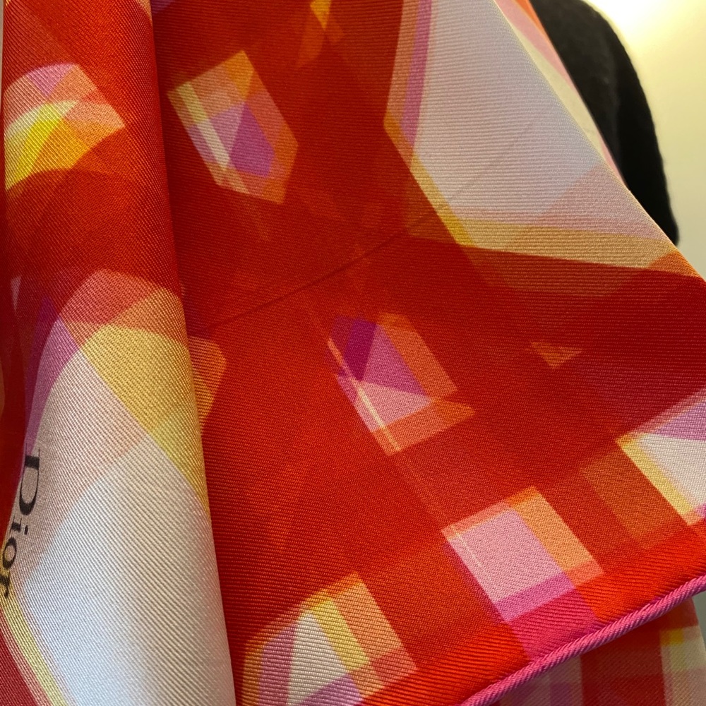 NWOT Layered Geo Silk Scarf - red - Picture 5 of 7